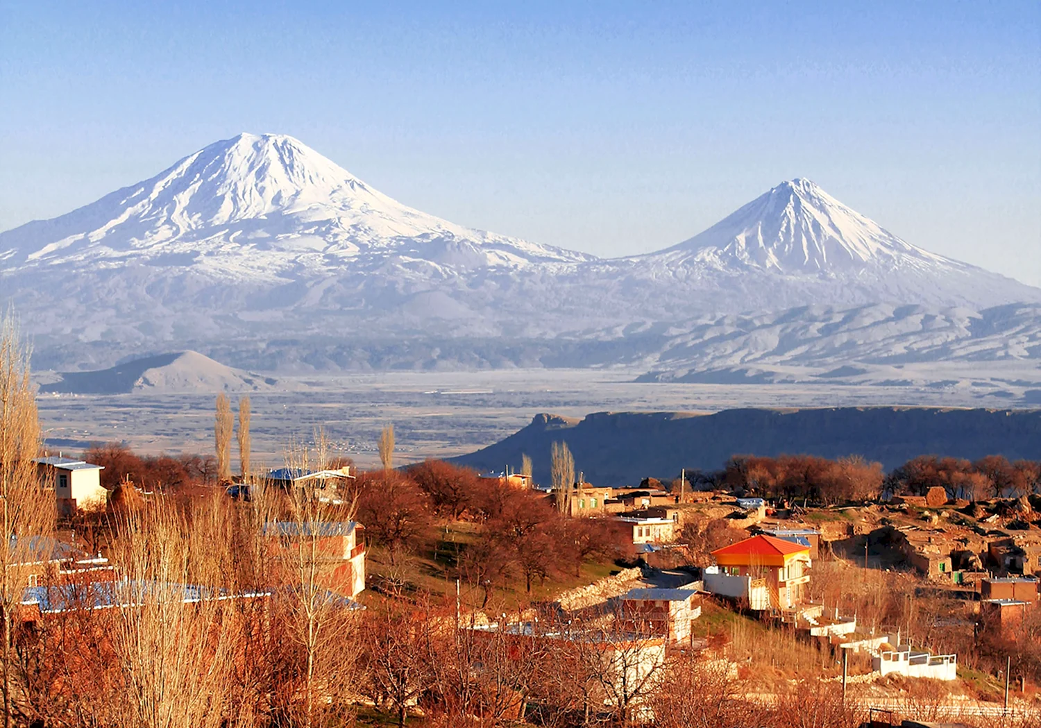 Вид горы Арарат со стороны Турции