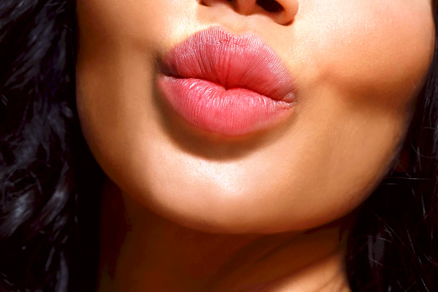 Женские губы