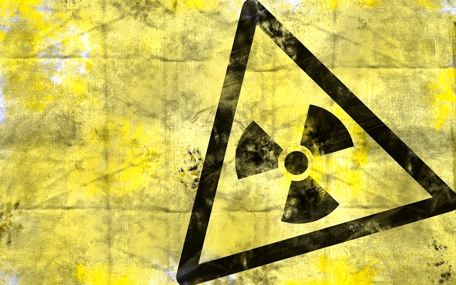 Знак радиационной опасности сталкер